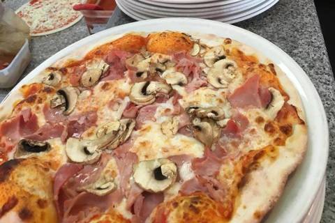 La Pizza Pizza